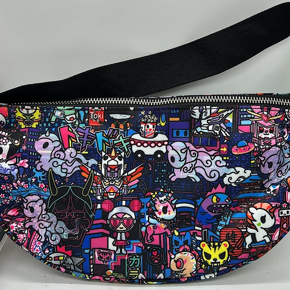 Tokidoki NWT Super Cute Half Circle Purse Bag 🦄🦄 - Picture 4 of 10